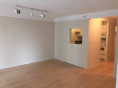 Main picture of 10 E Ontario St Apartments