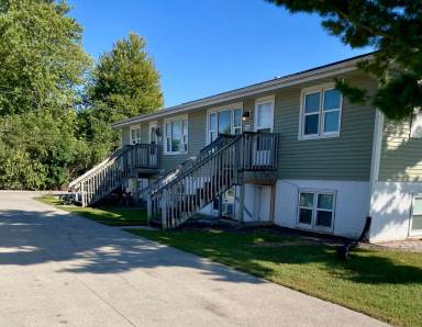 Main picture of 110 Larson Ave