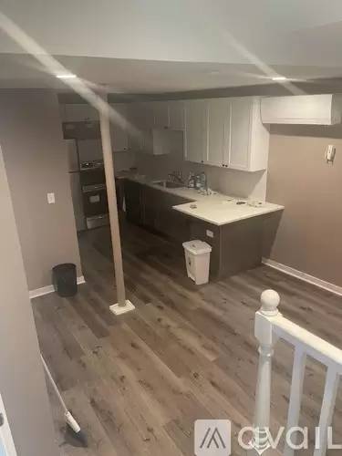 Main picture of 7026 S Cregier Ave