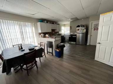 Main picture of 205 Avon St