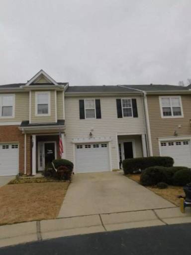 Main picture of 107 Fanwood Ct