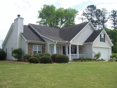 Main picture of 100 Luke Ln