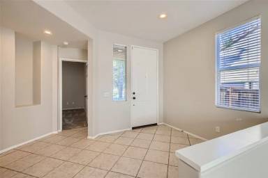 Main picture of 23821 Scarlet Oak Dr