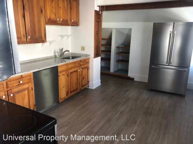 Main picture of 68 Main St