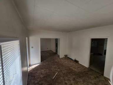 Main picture of 604 13th St