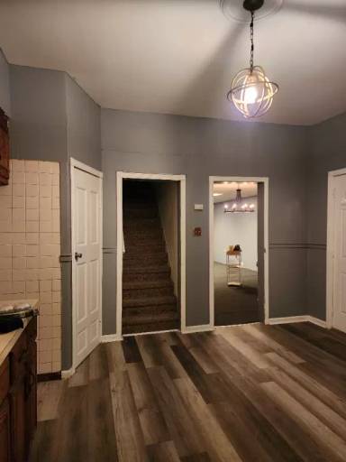 Main picture of 1341 E Lovejoy St