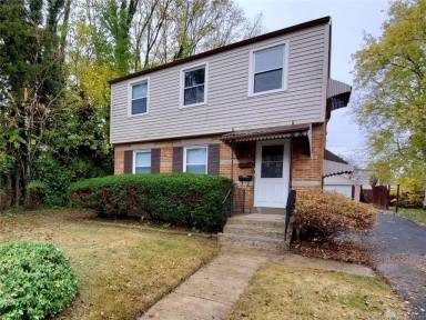 Main picture of 116 Bellaire Ave