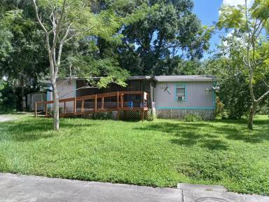 Main picture of 322 Carpenter Rd