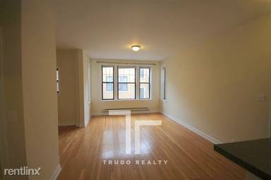 Main picture of 719-27 W Barry Ave
