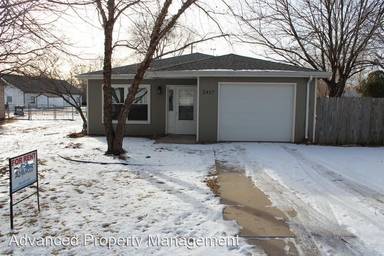 Main picture of 2403 Buttonwood Dr