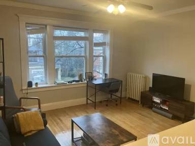 Main picture of 12 Farrington Ave