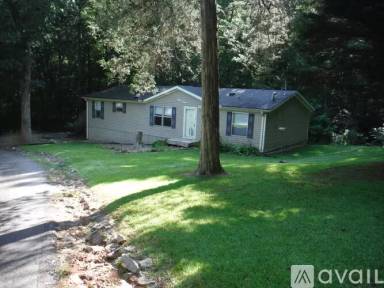 Main picture of 127 John Lewis Dr