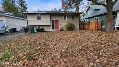 Main picture of 2727 E 13th Ave