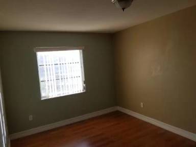 Main picture of 4112 Inverrary Dr