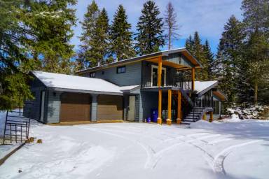 Main picture of 145 Sapphire Ct
