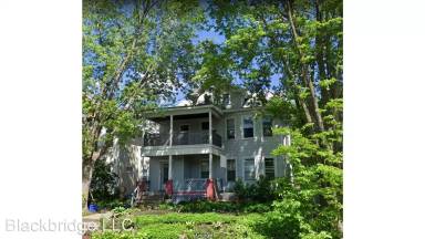 Main picture of 2315 Pleasant Ave