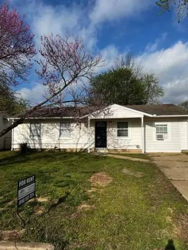Main picture of 208 S 195th East Ave