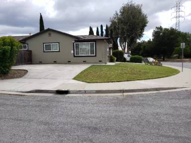 Main picture of 1634 Barberry Ln