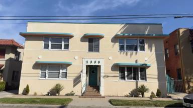Main picture of 1335 E 2nd St