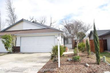 Main picture of 1444 Elm St