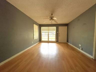 Main picture of 654 Ynestra Dr