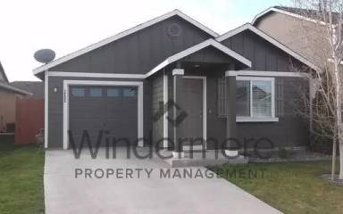 Main picture of 1262 SW Carver St