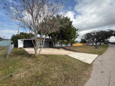 Main picture of 432 51st St W
