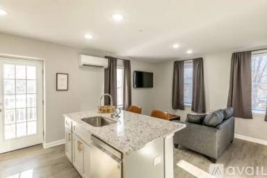 Main picture of 1329 Riverdale Dr