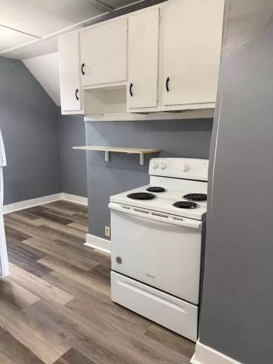 Main picture of 2120 Michigan Ave