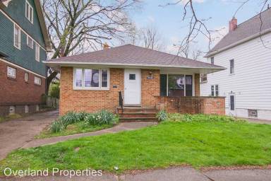 Main picture of 2024 Treadway Ave