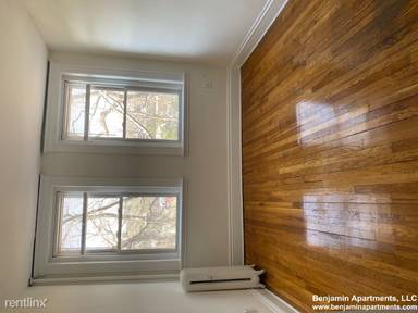 Main picture of 6 Camelot Ct