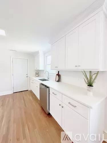 Main picture of 25 Coolidge Ave