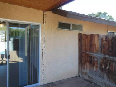 Main picture of 18234 Vine St