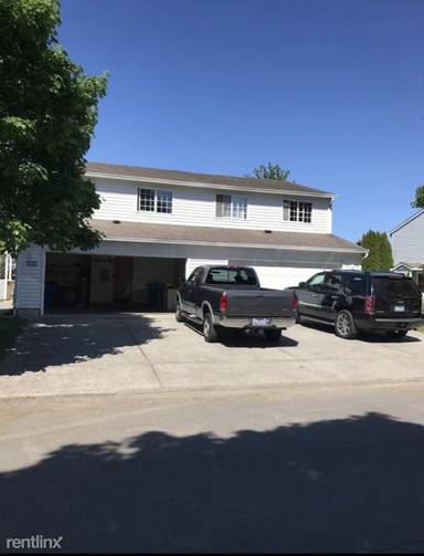 Main picture of 908 SE 153rd Ave