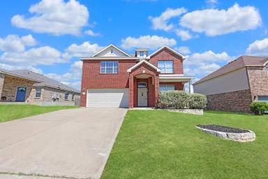 Main picture of 6206 Bridgewood Dr