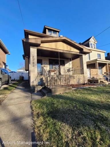 Main picture of 2343 Fremont Pl
