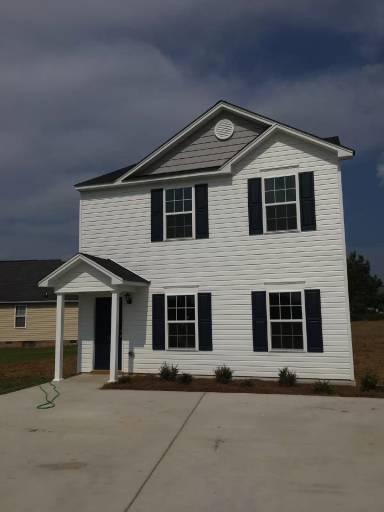 Main picture of 15 Kimberly Ct