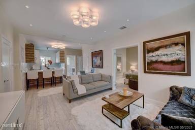 Main picture of 701 14th St