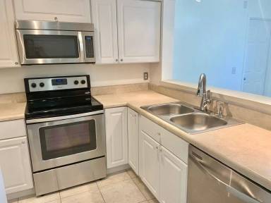 Main picture of 2966 S Semoran Blvd