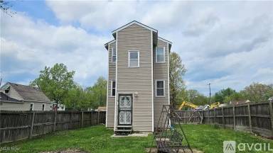 Main picture of 924 Grace St