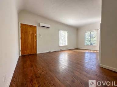 Main picture of 810 E Chevy Chase Dr