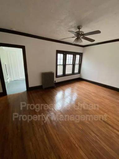 Main picture of 1442 West 101st Street - 4