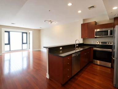Main picture of 533 Cambridge St