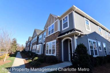 Main picture of 6634 Berewick Commons Pkwy
