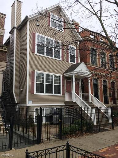 Main picture of 1221 W Nelson St