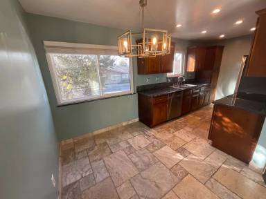 Main picture of 4595 California Ave