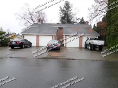 Main picture of 991 26th St NE