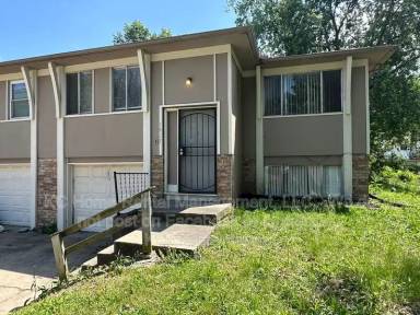 Main picture of 7227 Gilmore Ave