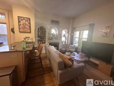 Main picture of 195 Commonwealth Ave
