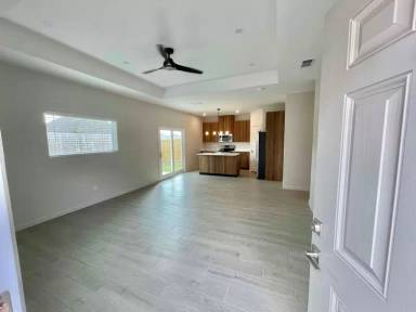 Main picture of 3417 Duke Ave